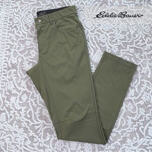 Eddie Bauer Men’s The Switch 5-Pocket Slim Pant